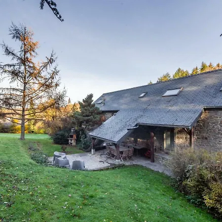 Luxurious Farmhouse Near Forest In Anhee Ferienhaus