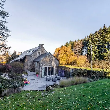 Ferienhaus Luxurious Farmhouse Near Forest In Anhee
